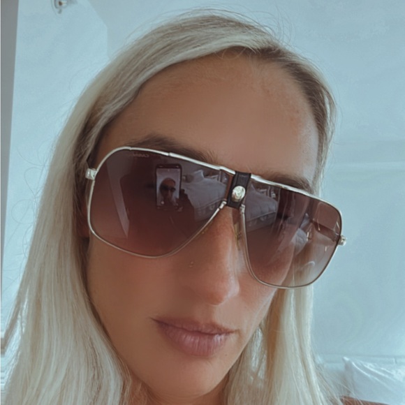 Carrera Men's/Womens Sunglasses with Gold Frame and Brown Lenses - Picture 1 of 8